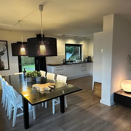 펜션 Im Bongert - Tor Zum Nationalpark Eifel 헬렌탈